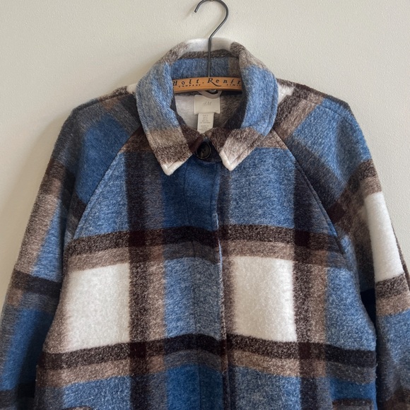 🏷️ SOLD • H&M • Oversized Coat Shacket in Blue Plaid • Small - Picture 5 of 13